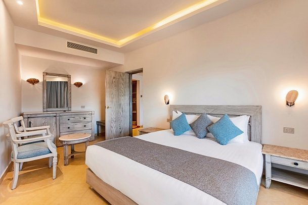 SUNRISE Alma Bay Resort - Wohnbeispiel Familienzimmer Garten-/Poolblick (Zimmercodierung FD1)