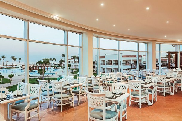 SUNRISE Alma Bay Resort