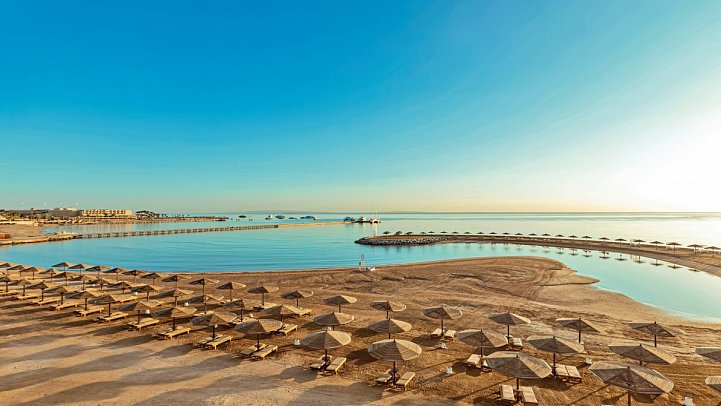 SUNRISE Alma Bay Resort