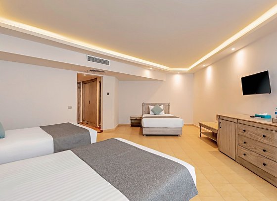 SUNRISE Alma Bay Resort - Wohnbeispiel Mega Room (Zimmercodierungen DF1, DDM & DFM)