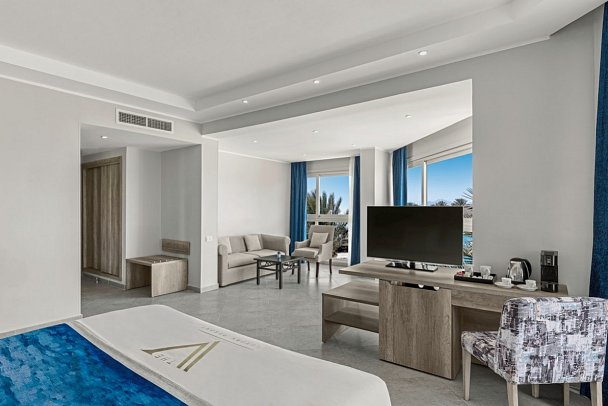 The V Luxury Resort Sahl Hasheesh - Wohnbeispiel Panoramic Suite Meerblick (Zimmercodierung W1M)