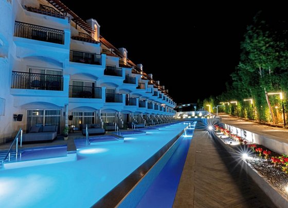 The V Luxury Resort Sahl Hasheesh