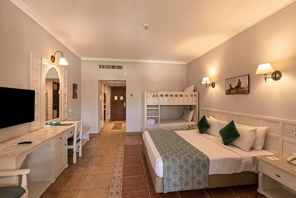 Sentido Mamlouk Palace Resort - Wohnbeispiel Familienzimmer (Zimmercodierungen FB1 & UI1)