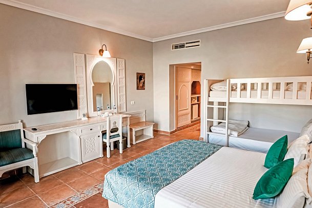 Sentido Mamlouk Palace Resort - Wohnbeispiel Familienzimmer (Zimmercodierungen FB1 & UI1)