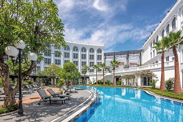 Silk Path Grand Hue Hotel