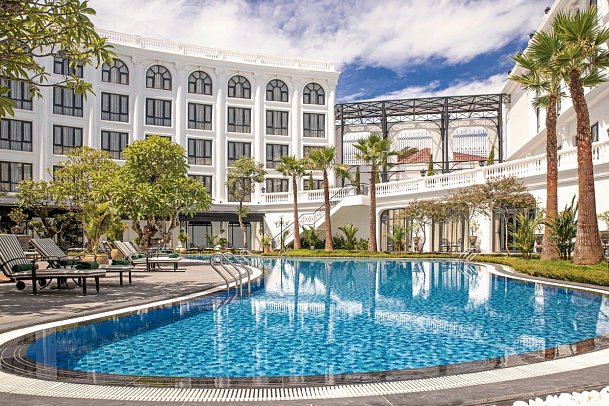 Silk Path Grand Hue Hotel
