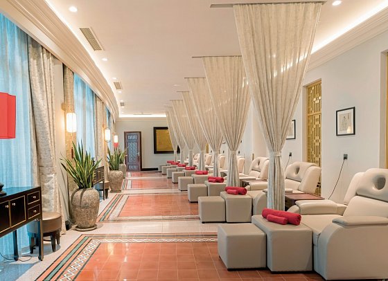 Silk Path Grand Hue Hotel