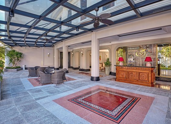 Silk Path Grand Hue Hotel