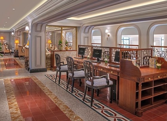 Silk Path Grand Hue Hotel