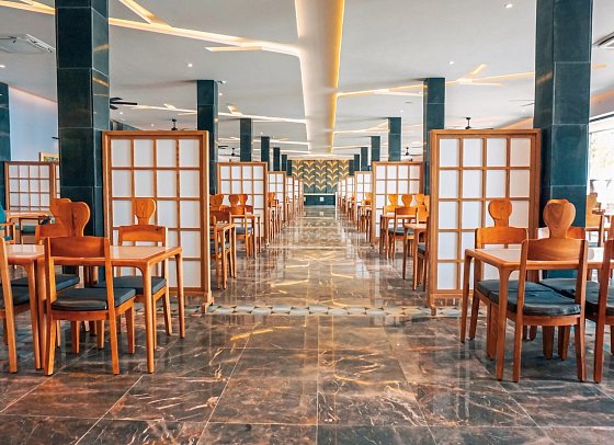 Vedana Lagoon Resort & Spa