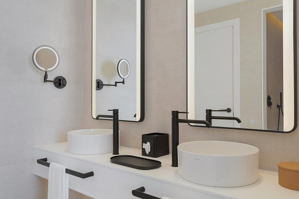 Riomar Ibiza, a Tribute Portfolio Hotel by Marriott - Wohnbeispiel Doppelzimmer Deluxe Meerblick (Zimmercodierung D1M)