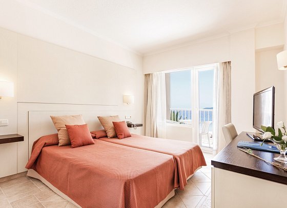 Grupotel Imperio Playa - Wohnbeispiel Doppelzimmer Meerblick (Zimmercodierung DBM)