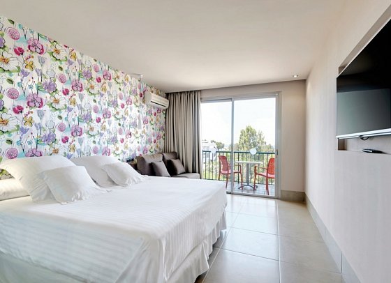 Occidental Ibiza - Wohnbeispiel Familienzimmer Superior mit Verbindungstür (Zimmercodierung FV1)