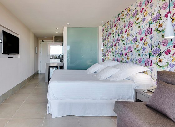 Occidental Ibiza - Wohnbeispiel Familienzimmer (Zimmercodierung FB1)