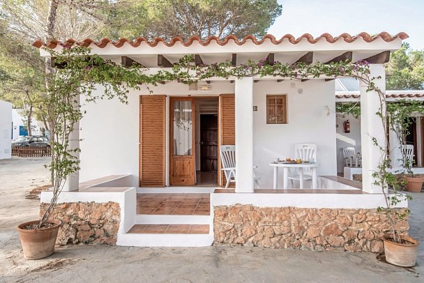 Es Pins Bungalows - Wohnbeispiel Studio (Zimmercodierung SB1)