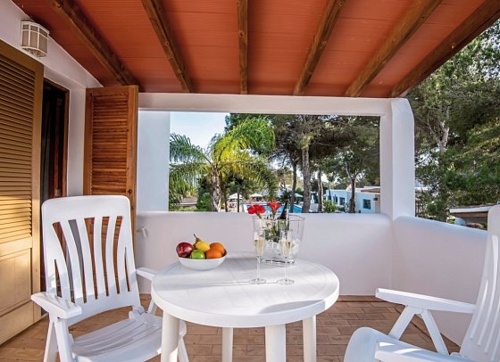 Es Pins Bungalows - Beispiel Terrasse Studio (Zimmercodierung SB1)