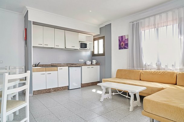 Invisa Casa Luis - Wohnbeispiel Apt. 1 Schlafzimmer Premium Poolblick (Zimmercodierung AMP)