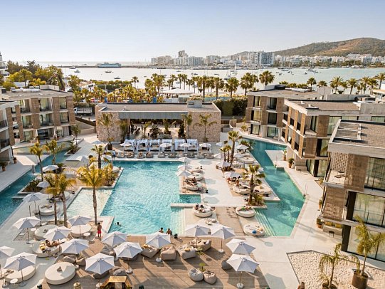 Bonito Ibiza by Ncalma - Wohnbeispiel Juniorsuite Nomad Meerblick (Zimmercodierung JBM)