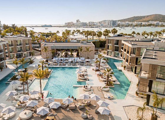 Bonito Ibiza by Ncalma - Wohnbeispiel Juniorsuite Nomad Meerblick (Zimmercodierung JBM)