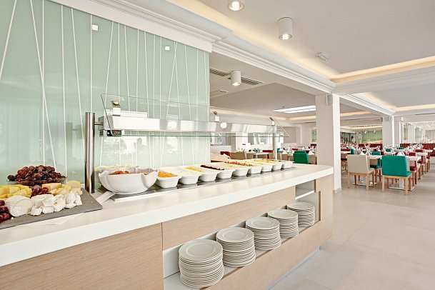 Grupotel Ibiza Beach Resort