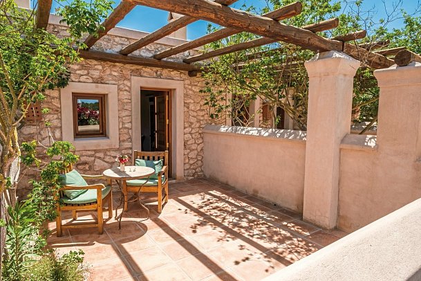 Rural Can Lluc Boutique Country Hotel & Villas - Wohnbeispiel Doppelzimmer Deluxe (mit Terrasse) (Zimmercodierung DD2)