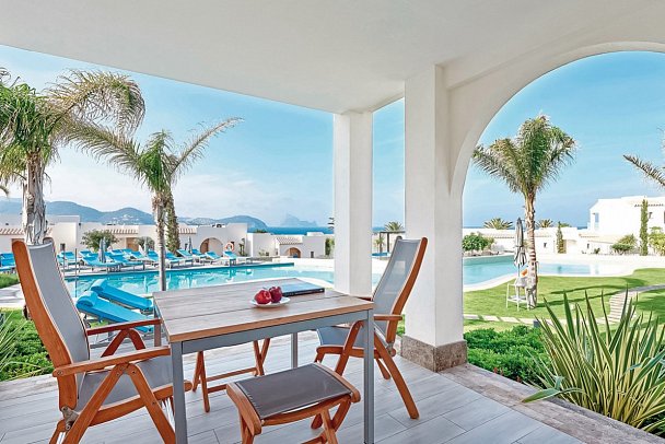 7Pines Resort Ibiza · Destination by Hyatt - Laguna Suite (Zimmercodierung WB2)