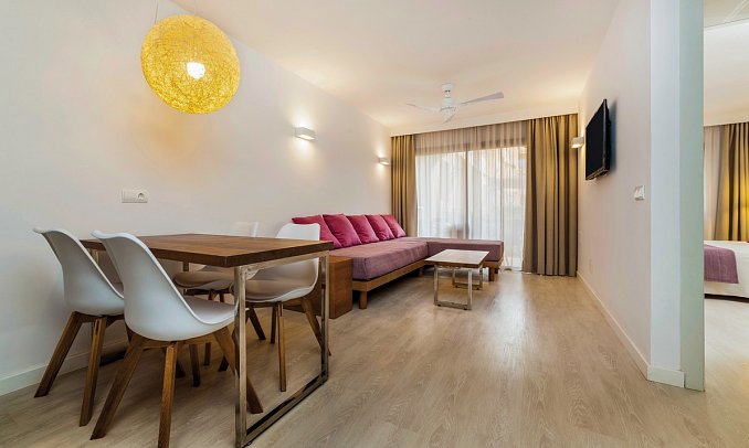 Insotel Club Tarida Playa - Wohnbeispiel Familiensuite (Zimmercodierung FB1)