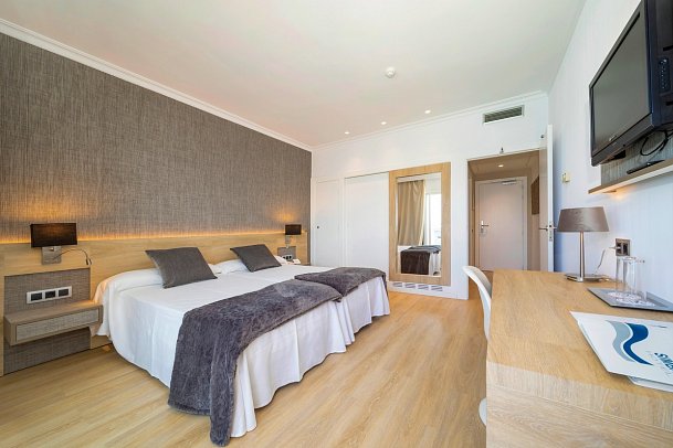 Simbad - Wohnbeispiel Doppelzimmer Meerblick (Zimmercodierungen DBM & DCM)