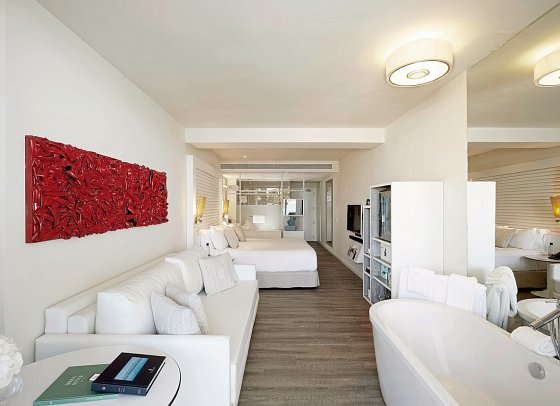 ME Ibiza - Wohnbeispiel Extra ME + Juniorsuite Meerblick (mit Terrasse) (Zimmercodierung J1M)