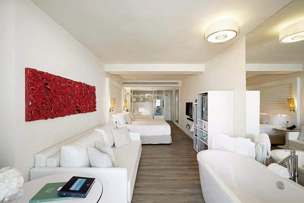 ME Ibiza - Wohnbeispiel Extra ME + Juniorsuite Meerblick (mit Terrasse) (Zimmercodierung JBM)