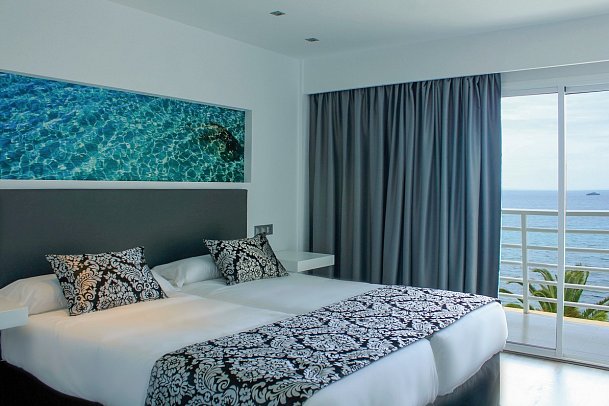 BG Naútico Ebeso - Wohnbeispiel Doppelzimmer Meerblick (Zimmercodierung DBM)