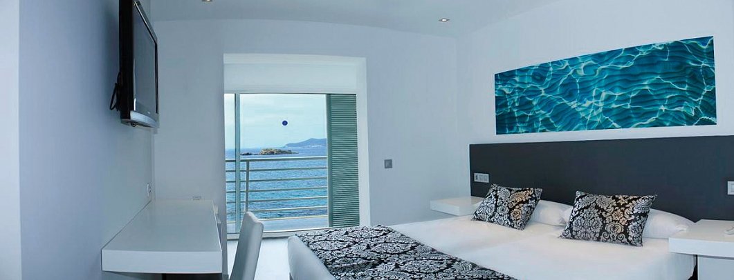 BG Naútico Ebeso - Wohnbeispiel Doppelzimmer Meerblick (Zimmercodierung DBM)