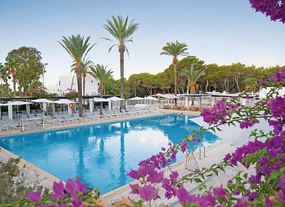 Cala Llenya Resort Ibiza