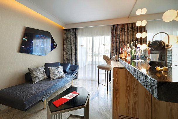 Ushuaïa Ibiza Beach - Wohnbeispiel Doppelzimmer Superior Swim-Up (Club) (Zimmercodierung DSQ)