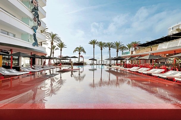 Ushuaïa Ibiza Beach