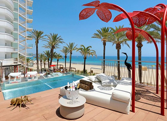 Ushuaïa Ibiza Beach