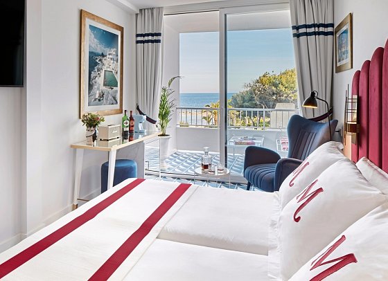 Mongibello Ibiza - Wohnbeispiel Doppelzimmer Deluxe Meerblick (Zimmercodierung DDM)