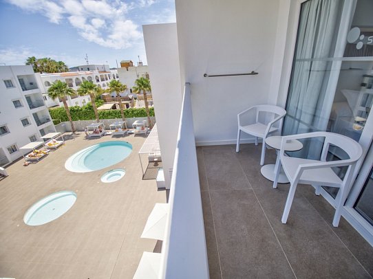 Ibiza Sun - Wohnbeispiel Appartement 1 Schlafzimmer (Zimmercodierung AB1)
