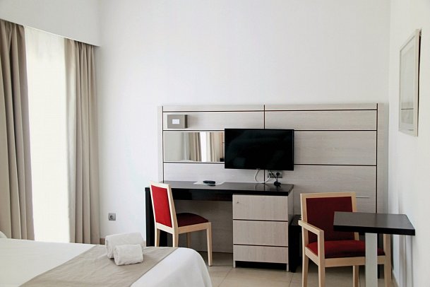 Puchet - Wohnbeispiel Dreibettzimmer (Zimmercodierung TB1)