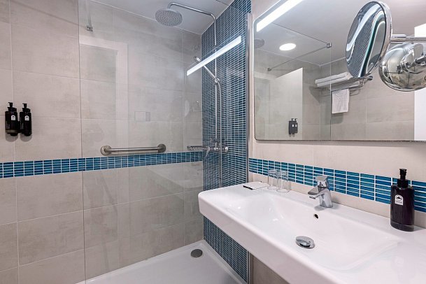 Invisa Es Pla - Beispiel Bad (Zimmercodierung DM1)