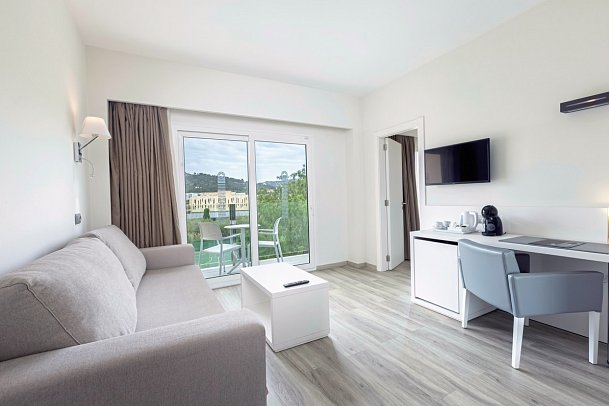 Invisa Es Pla - Wohnbeispiel Juniorsuite (Zimmercodierung JB1)