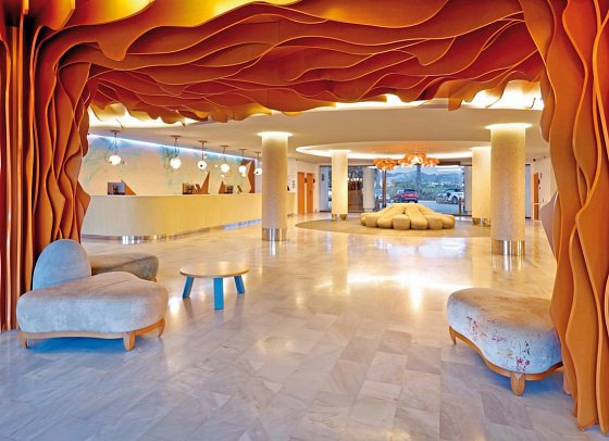 Grand Palladium White Island Resort & Spa