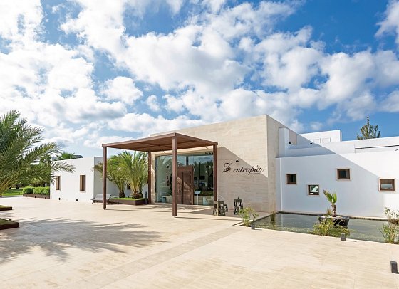 Grand Palladium White Island Resort & Spa