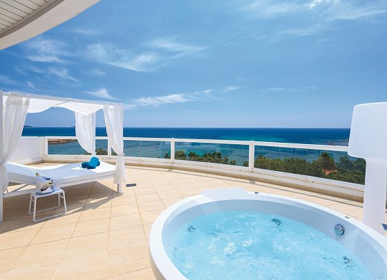 Garden Tropic - Wohnbeispiel Suite Privilege Meerblick (Zimmercodierungen WR1 & WR2)