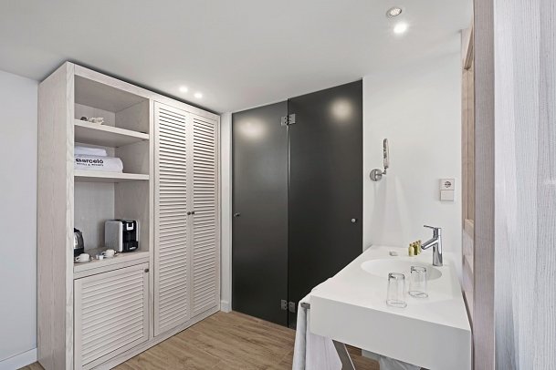 Barceló Portinatx - Beispiel Bad (Zimmercodierung DS1)