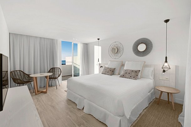 Barceló Portinatx - Wohnbeispiel Juniorsuite Meerblick (Zimmercodierung JBM)