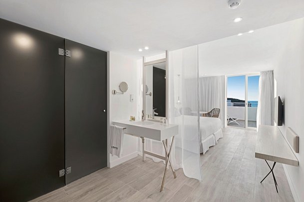 Barceló Portinatx - Wohnbeispiel Juniorsuite Meerblick (Zimmercodierung JBM)