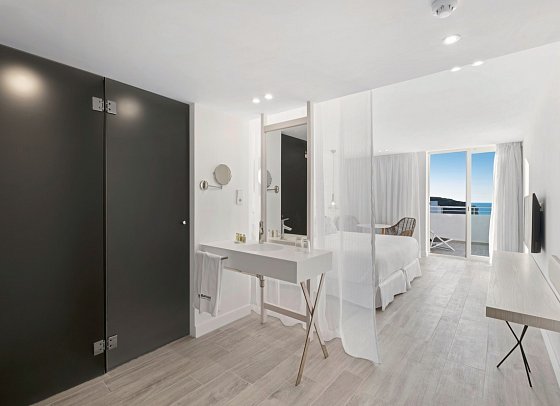 Barceló Portinatx - Wohnbeispiel Juniorsuite Meerblick (Zimmercodierung JBM)