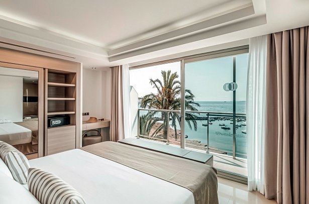 The Ibiza Twiins - Wohnbeispiel Doppelzimmer Premium Experience Meerblick (Zimmercodierung DMM)