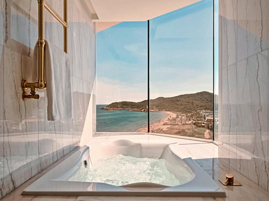 BLESS Ibiza The Site - Beispiel Bad (Zimmercodierung JBM)